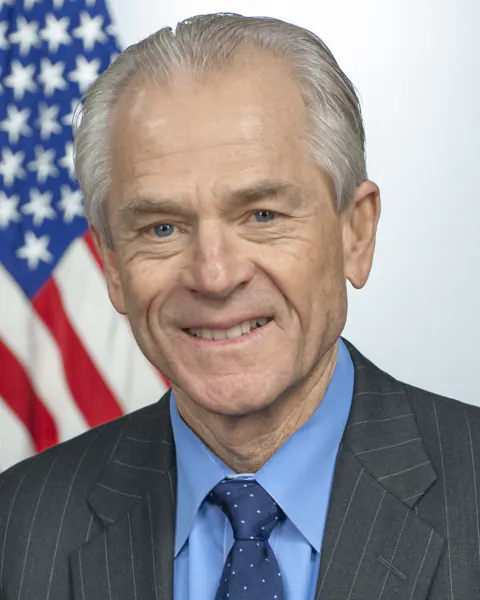 Official White House portrait of Peter Navarro.