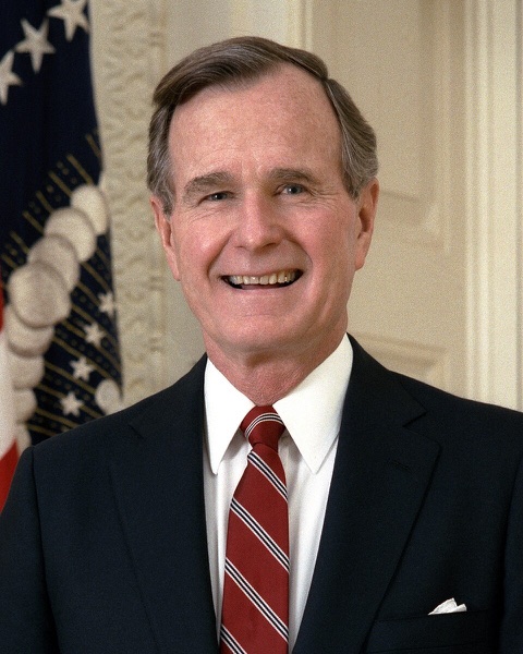 Official presidential portrait of Bush 41.