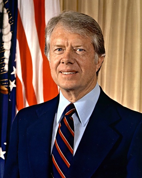 Official presidential portrait of Carter.