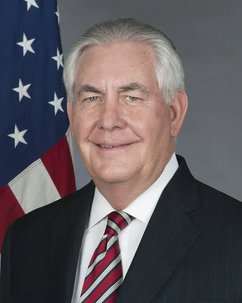 Official Department of State portrait of Rex Tillerson.